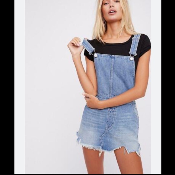 Free People Dresses & Skirts - Free People Overall Denim Dress Sz 2